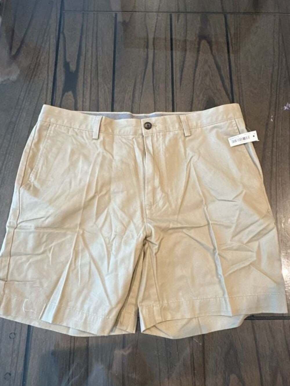 Amazon Essentials Men's Classic-Fit Flat-Front Chino Short Khaki